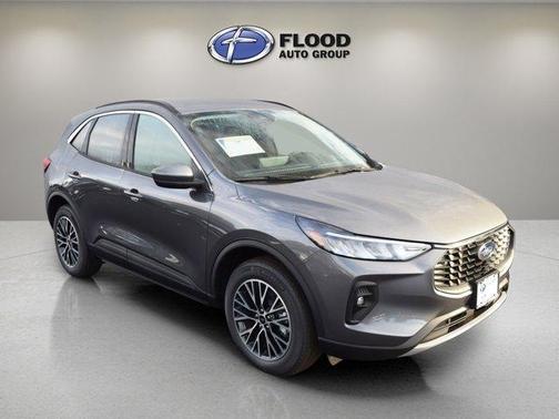 Carbonized Gray Metallic 2023 Ford Escape PHEV