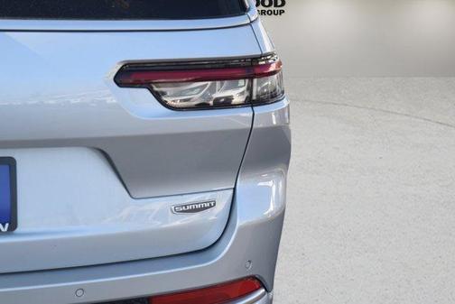 Silver Zynith 2025 Jeep Grand Cherokee L Summit