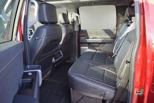 2025 Ford F-350 Lariat Super Duty