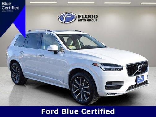2019 Volvo XC90 T6 Momentum
