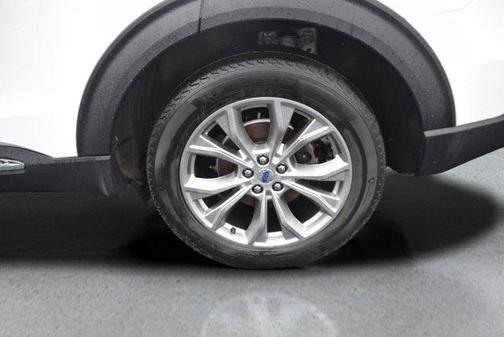 Gray 2023 Ford Explorer Limited