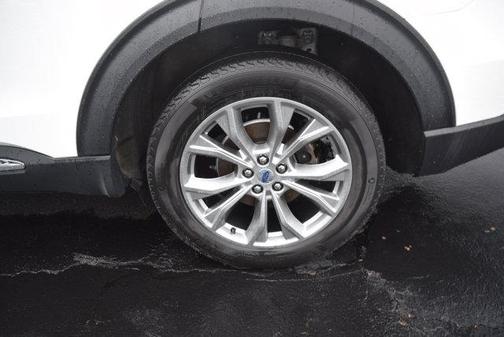 Gray 2023 Ford Explorer Limited