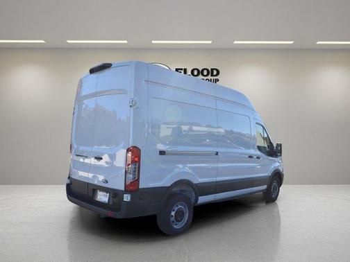 2026 Ford Transit-250 
