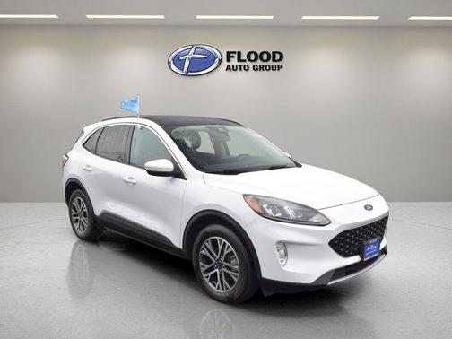 White 2020 Ford Escape SEL