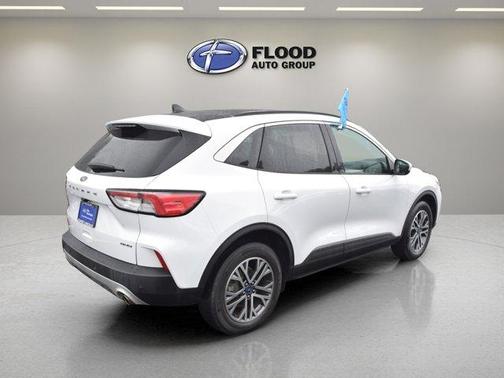 White 2020 Ford Escape SEL