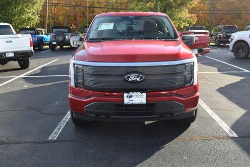 2025 Ford F-150 Lightning Flash