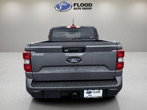 Carbonized Gray Metallic 2026 Ford Maverick Lariat