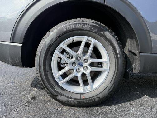 Carbonized Gray Metallic 2027 Ford Explorer
