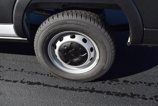 2026 Ford Transit-250 148 WB Medium Roof Cargo