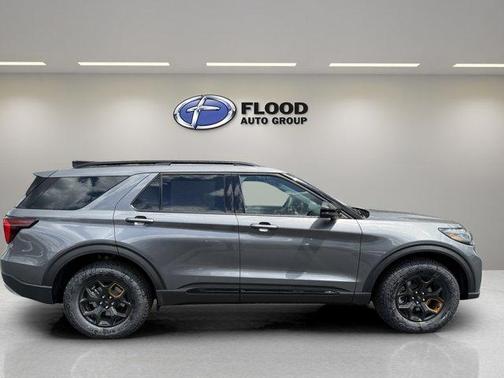 Carbonized Gray Metallic 2026 Ford Explorer Tremor