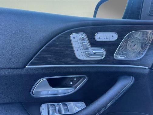 Black 2024 Mercedes-Benz GLS 450 4MATIC