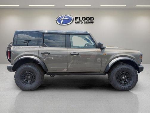 Gray 2026 Ford Bronco Badlands