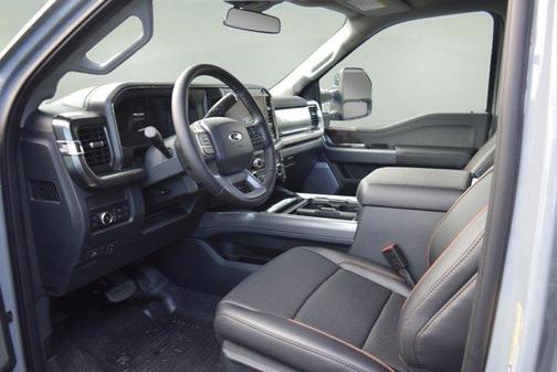 2025 Ford F-350 Lariat Super Duty