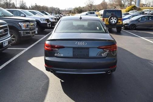 Photo 5 of 24 of 2018 Audi A4 2.0T Premium