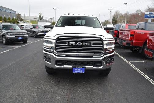 Bright White Clearcoat 2022 RAM 2500 Laramie