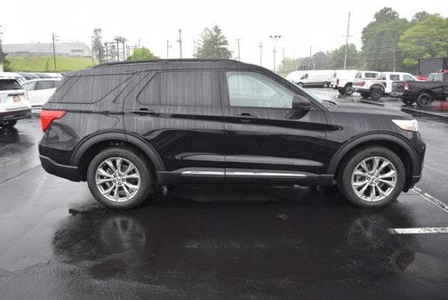 Black 2023 Ford Explorer XLT