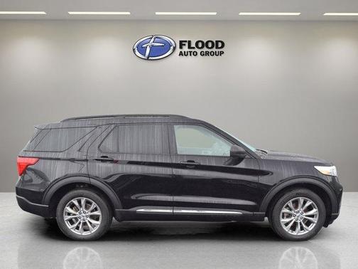 Black 2023 Ford Explorer XLT