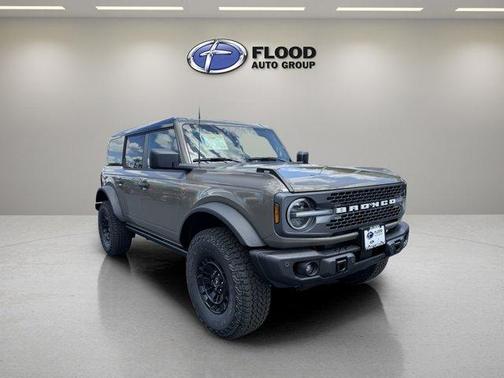 Gray 2026 Ford Bronco Badlands