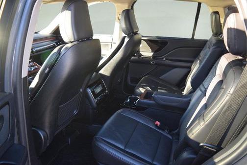 2022 Lincoln Aviator Reserve AWD