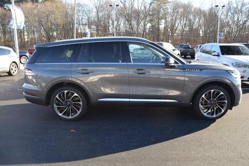 2022 Lincoln Aviator Reserve AWD