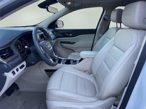 White Frost Tri-Coat 2023 GMC Acadia Denali