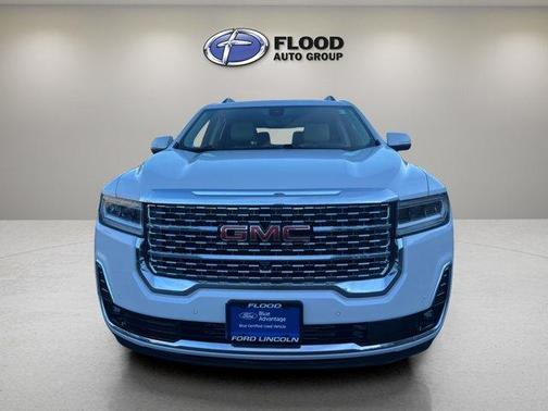 White Frost Tri-Coat 2023 GMC Acadia Denali