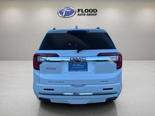 White Frost Tri-Coat 2023 GMC Acadia Denali