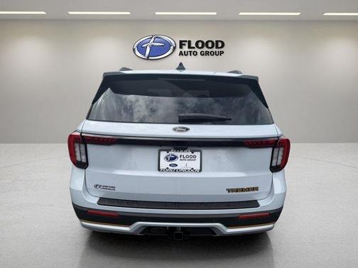 Space White Metallic 2026 Ford Explorer Tremor