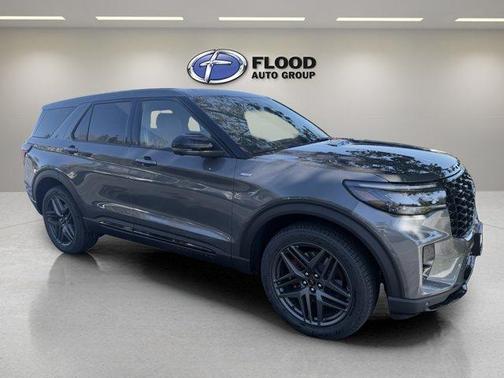Carbonized Gray Metallic 2027 Ford Explorer ST-Line