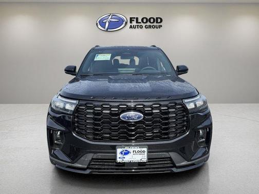 Agate Black Metallic 2026 Ford Explorer ST-Line