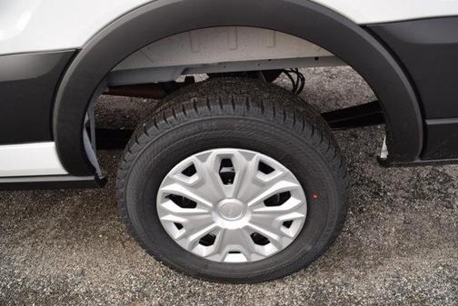 2026 Ford Transit-250 148 WB Medium Roof Cargo