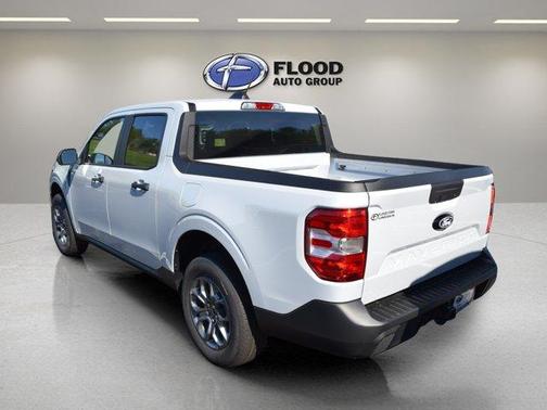 Space White Metallic 2026 Ford Maverick XLT
