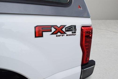 White 2019 Ford F-250 Super Duty