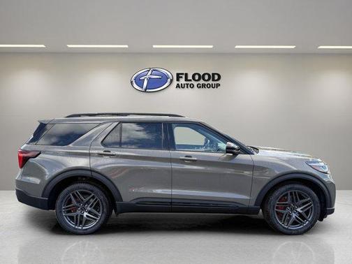 Gray 2026 Ford Explorer ST