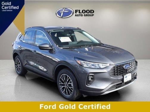 Carbonized Gray Metallic 2023 Ford Escape PHEV