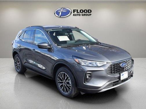 Carbonized Gray Metallic 2023 Ford Escape PHEV