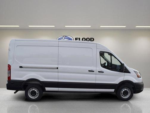 2026 Ford Transit-250 148 WB Medium Roof Cargo