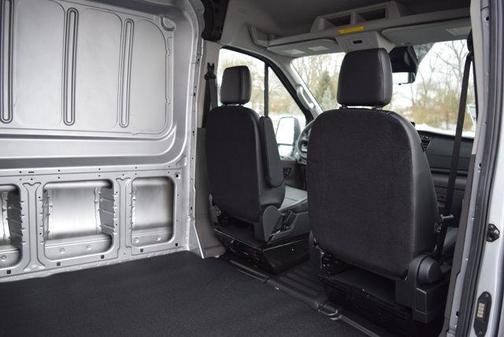 2026 Ford Transit-250 148 WB Medium Roof Cargo