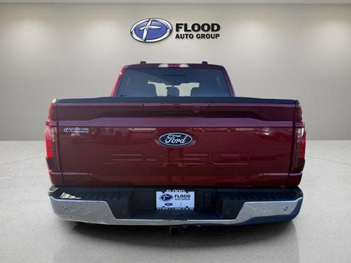 Ruby Red Metallic Tinted Clearcoat 2026 Ford F-150 XLT