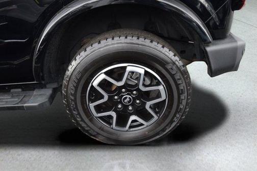 Black 2022 Ford Bronco Outer Banks