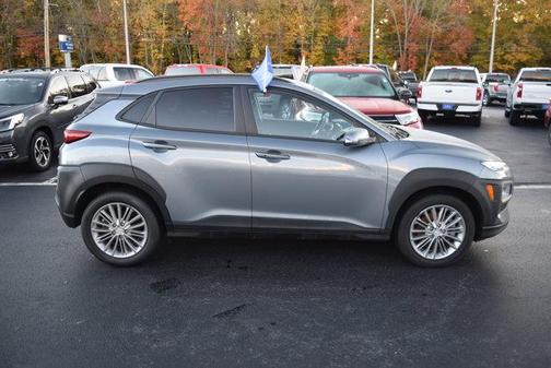 2021 Hyundai KONA SEL