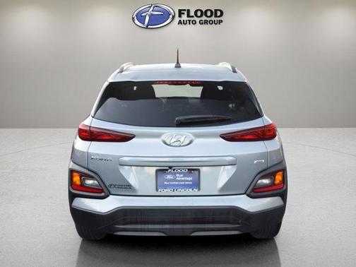 2021 Hyundai KONA SEL