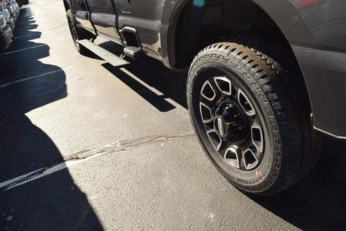 2025 Ford F-250 Platinum