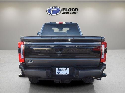 2025 Ford F-250 Platinum