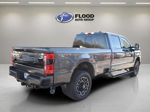 2025 Ford F-250 Platinum