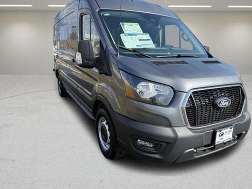 2026 Ford Transit-250 148 WB Medium Roof Cargo