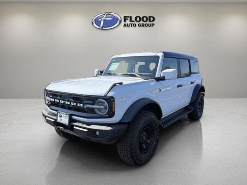 White 2026 Ford Bronco Outer Banks