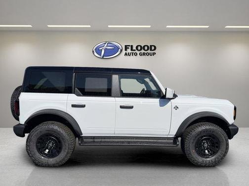 White 2026 Ford Bronco Outer Banks