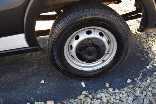 2023 Ford Transit-250 T250