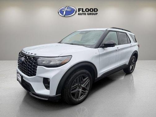 Space White Metallic 2026 Ford Explorer ST-Line